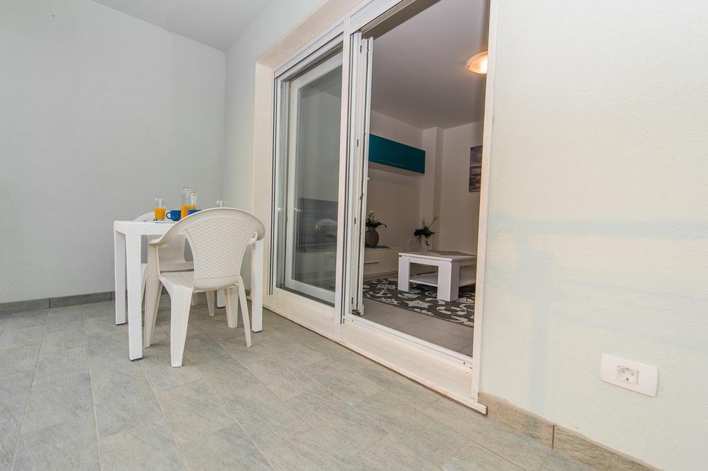 Blue Sky Apartments روغوزنيكا المظهر الخارجي الصورة