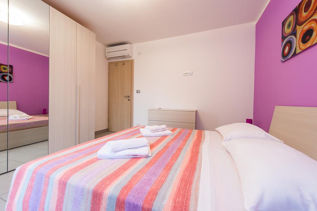 Blue Sky Apartments روغوزنيكا المظهر الخارجي الصورة