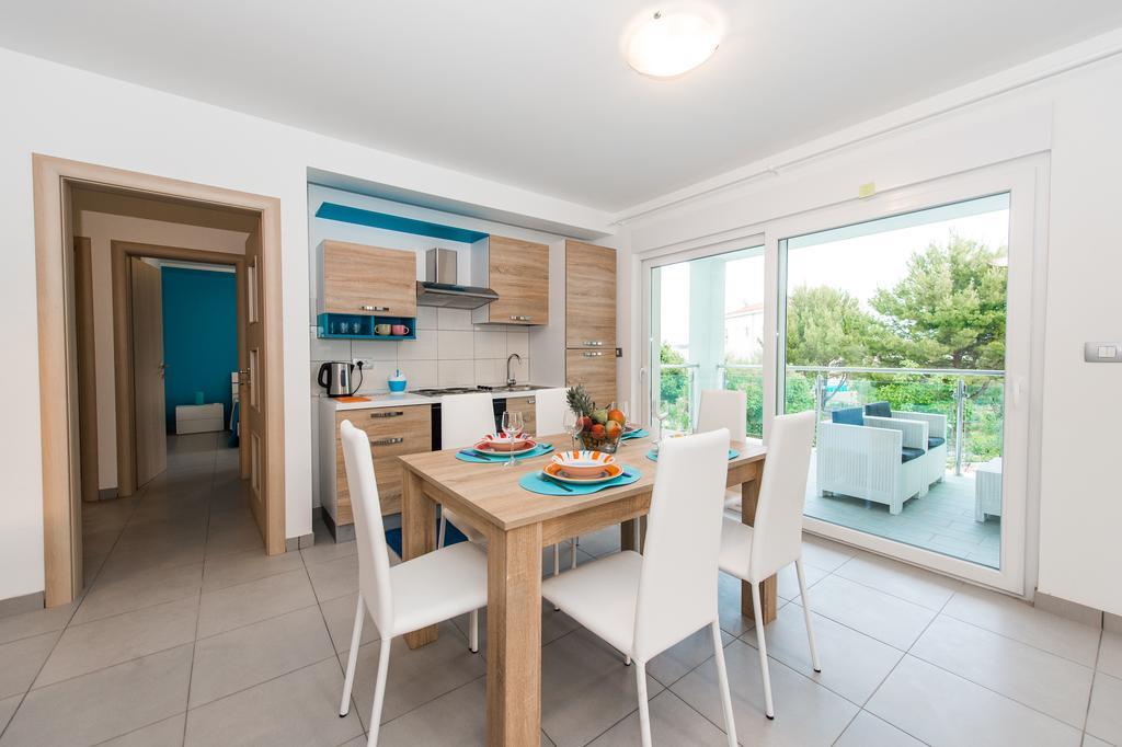 Blue Sky Apartments روغوزنيكا المظهر الخارجي الصورة