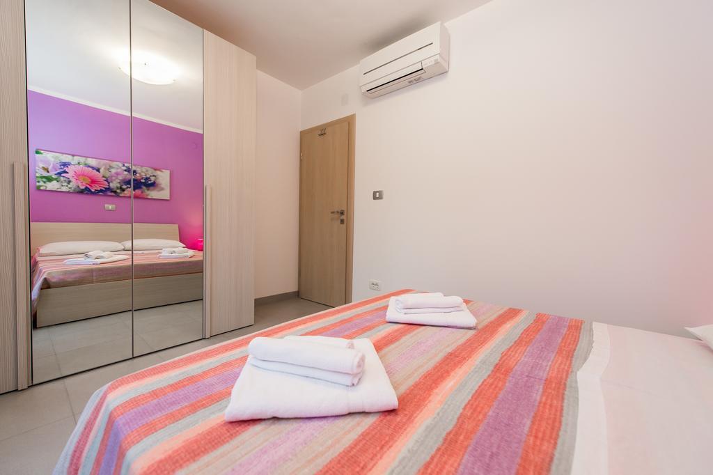 Blue Sky Apartments روغوزنيكا المظهر الخارجي الصورة